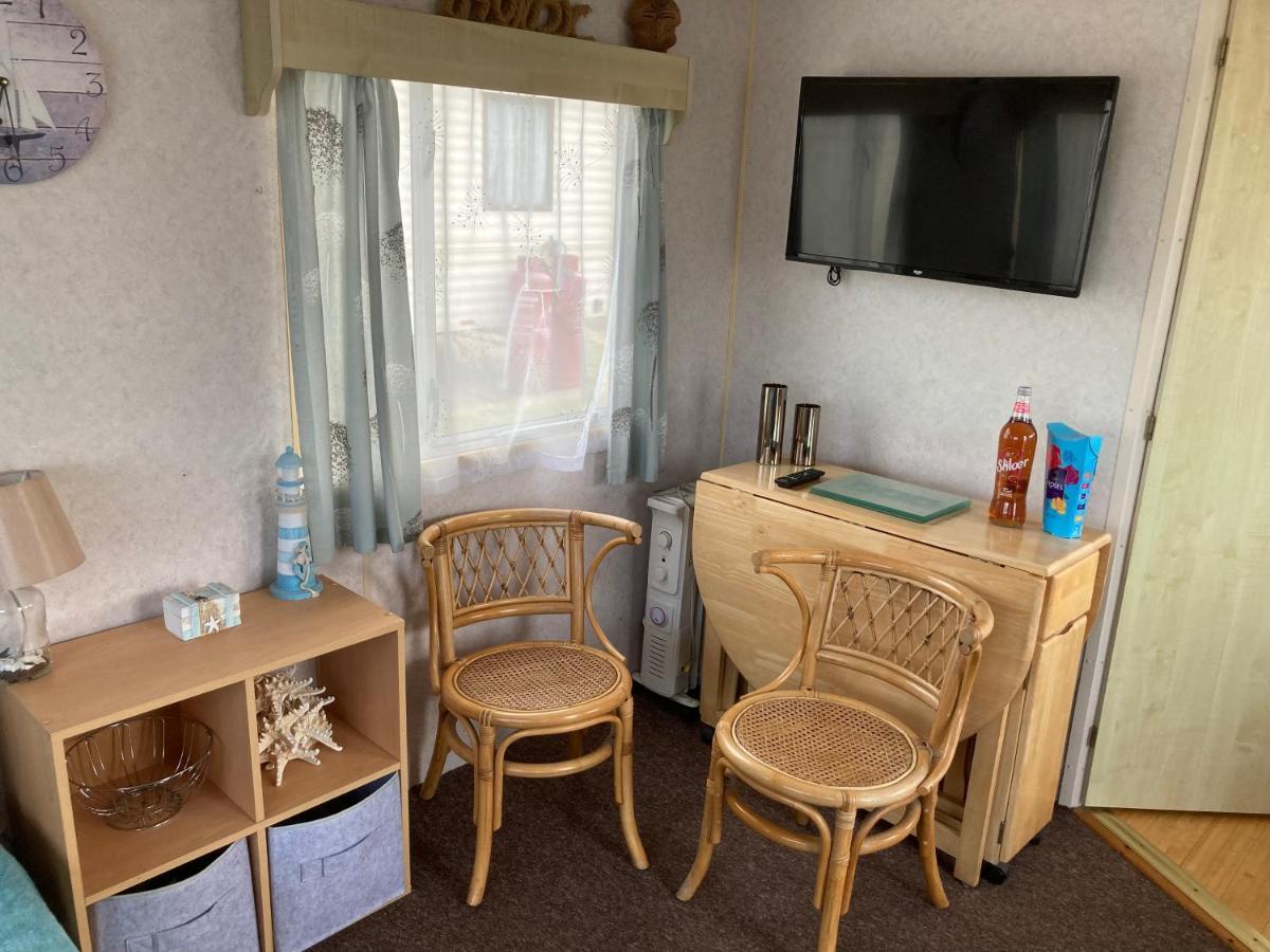 Summer Breeze Caravan Bacton  Exterior photo